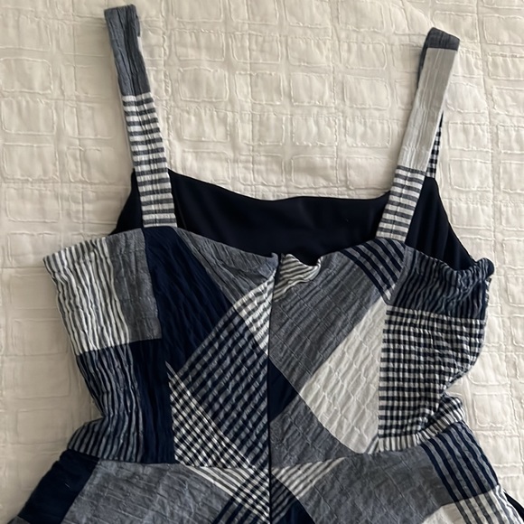 Navy and white plaid sleeveless dress sz8 - Picture 4 of 5